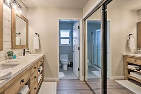 Modern Sunriver Home w/ Hot Tub: Ski, Hike & Bike!