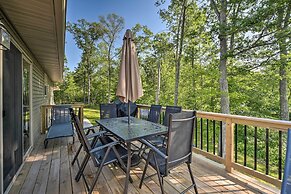 Family-friendly Lakefront Home With Deck!
