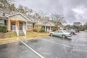 Tallahassee Townhome 4 Mi to College Town!