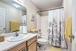 Tallahassee Townhome 4 Mi to College Town!