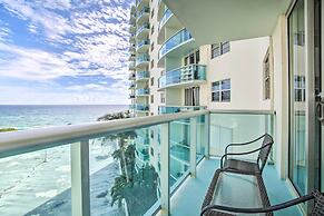 Ocean-view Balcony: Beachfront Hollywood Apt!