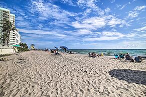 Ocean-view Balcony: Beachfront Hollywood Apt!