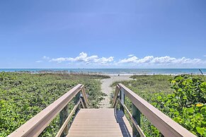 'the Palms' Cocoa Beach Condo: Walk to Beach!