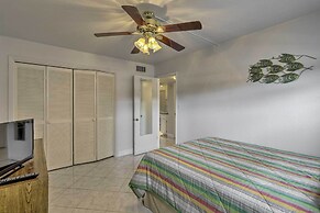 'the Palms' Cocoa Beach Condo: Walk to Beach!