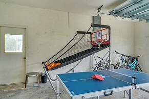 Game Room & Deck: Spacious Home in St James City