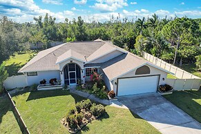 Game Room & Deck: Spacious Home in St James City