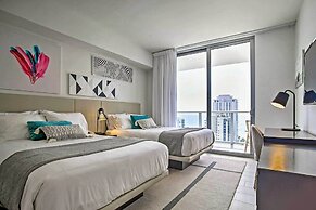 Luxurious Hollywood Escape w/ Upscale Amenities!