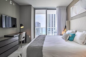 Luxurious Hollywood Escape w/ Upscale Amenities!