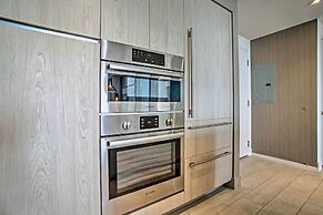 Luxurious Hollywood Escape w/ Upscale Amenities!