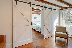Idyllic Escape w/ Deck in East Sandwich!