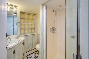 Idyllic Escape w/ Deck in East Sandwich!