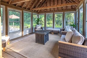 Private Pool & Screened Deck: Mashpee Home!