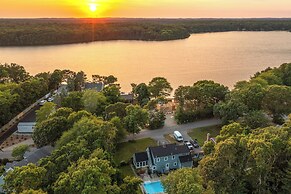 Private Pool & Screened Deck: Mashpee Home!