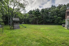 7 Mi to Downtown Providence: Quiet Apt in Seekonk