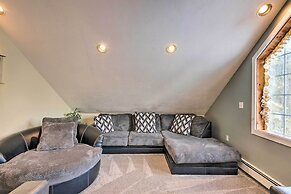 Charming Retreat ~ 1 Mi to Ossipee Lake Marina!