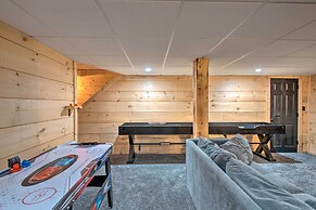 Charming Retreat ~ 1 Mi to Ossipee Lake Marina!