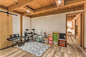 Rustic-chic Home w/ Decks: Pool + Lake Access