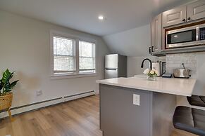 Cozy Falmouth Studio ~ 2 Mi to Beach & Dining