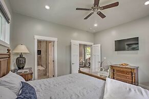 Bright Lower-level Unit ~ 1 Mi to Lake Michigan