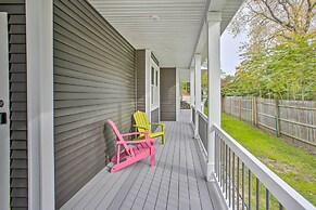 Bright Lower-level Unit ~ 1 Mi to Lake Michigan