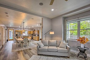 Bright Lower-level Unit ~ 1 Mi to Lake Michigan