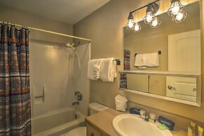 Main St Condo in Tannhauser With Balcony!