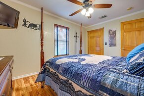 Pet-friendly Canyon Lake Cabin, 1 Mi to Water!