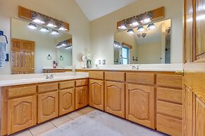 Pet-friendly Canyon Lake Cabin, 1 Mi to Water!