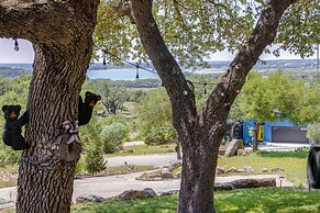 Pet-friendly Canyon Lake Cabin, 1 Mi to Water!