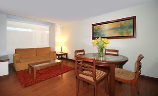 Hotel Windsor House Inn By GEH Suites