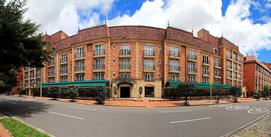 Hotel Windsor House Inn By GEH Suites