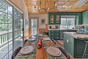 Calming Twin Peaks Family Retreat w/ Views!