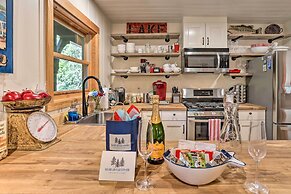 Steps to Lake: Cabin w/ Deck in Lake Arrowhead