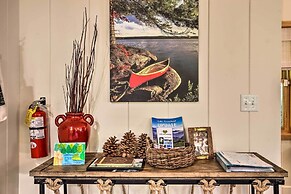 Steps to Lake: Cabin w/ Deck in Lake Arrowhead
