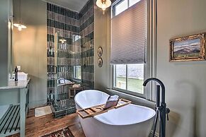 Stunning Historic Home < 4 Mi to Beaches!