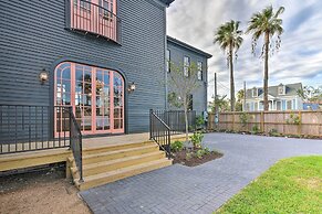 Stunning Historic Home < 4 Mi to Beaches!