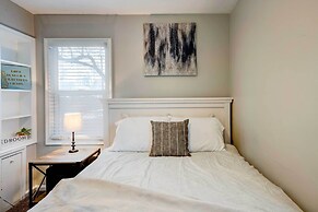 Cozy Ogden Cottage: 1 Mi to Downtown!