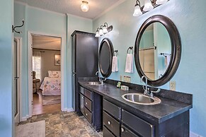 Steinhatchee Home w/ Boat Parking: 1 Mi to Marina