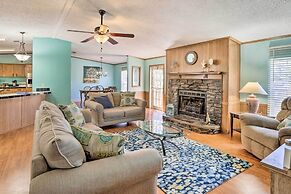 Steinhatchee Home w/ Boat Parking: 1 Mi to Marina