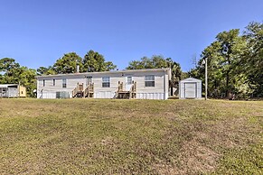 Steinhatchee Home w/ Boat Parking: 1 Mi to Marina
