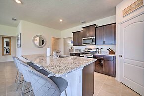 Private Pool & Resort Perks: Home in Davenport