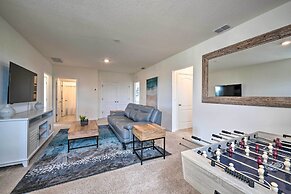 Private Pool & Resort Perks: Home in Davenport