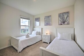 Private Pool & Resort Perks: Home in Davenport