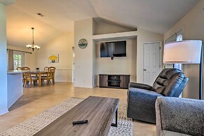 Sunshine State Escape: 3 Mi to Navarre Beach!