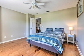 Sunshine State Escape: 3 Mi to Navarre Beach!