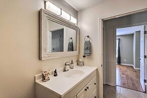 Sunshine State Escape: 3 Mi to Navarre Beach!