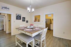 Walk to Dtwn Hot Springs: 'lazy Daze Bungalow'