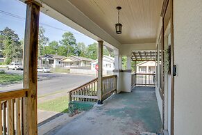 Walk to Dtwn Hot Springs: 'lazy Daze Bungalow'