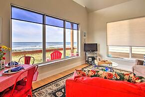 Oceanfront Cottage W/deck & Secluded Beach Access!