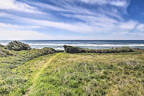 Oceanfront Cottage W/deck & Secluded Beach Access!